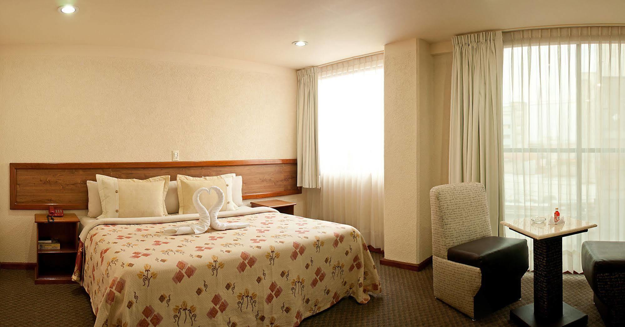Hotel Don Simon Toluca Buitenkant foto